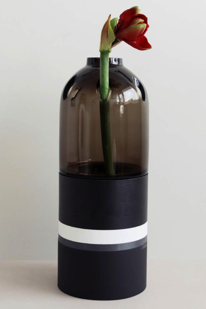 BLOK by Carina tulip vase